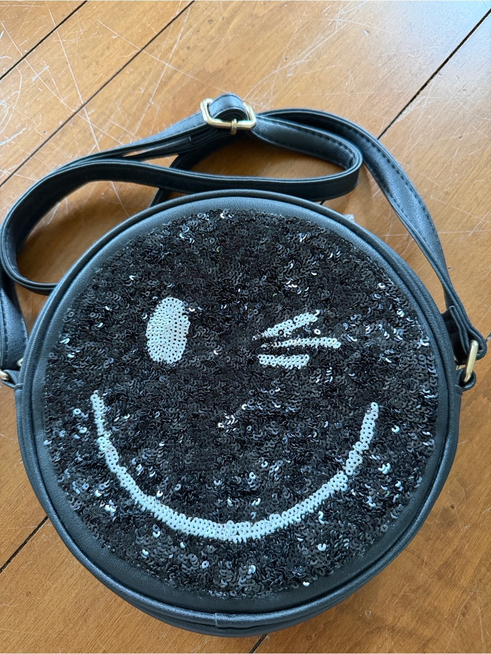Black White Sequin Winking Smile Crossbody Bag - TopTen Accessories Brand